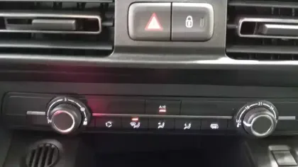 Photo 56 Peugeot Partner  FGN DIESEL 130 CH M AUT