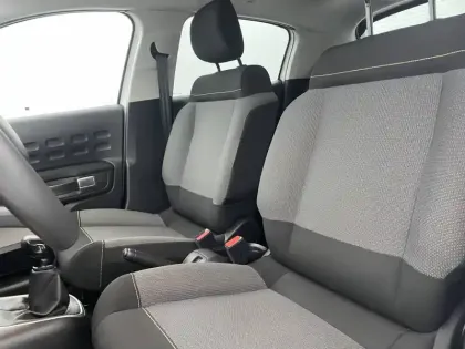 Photo 13 Citroën C3 Gén. III Ph2 Shine 5