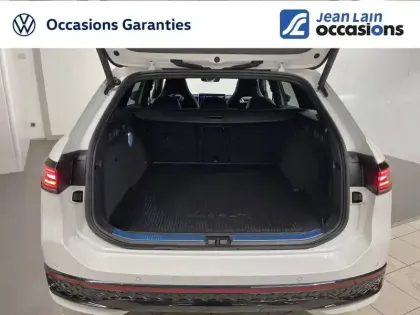 Photo 13 Volkswagen Passat  2.0 TDI EVO SCR 150 DSG7