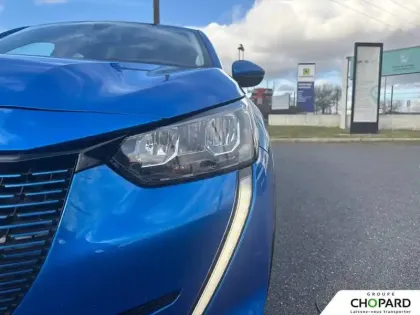 Photo 21 Peugeot 208  Electrique 50 kWh 136ch