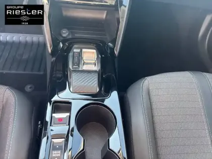 Photo 13 Peugeot 2008  Electrique 136 ch