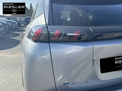 Photo 16 Peugeot 2008  Electrique 136 ch