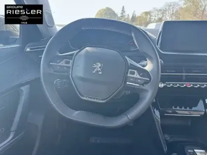 Photo 8 Peugeot 2008  Electrique 136 ch