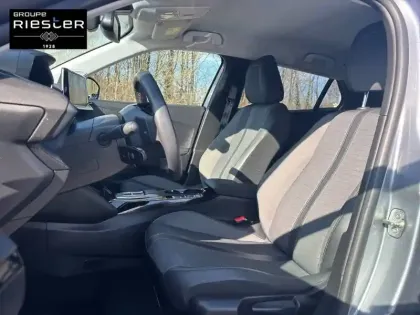 Photo 10 Peugeot 2008  Electrique 136 ch