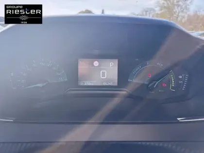 Photo 9 Peugeot 2008  Electrique 136 ch