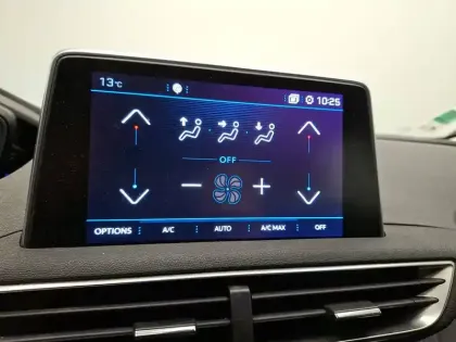 Photo 19 Peugeot 3008  Puretech 130ch S&S BVM6