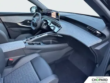 Photo 12 Peugeot 3008  Electrique 210 ch 73 kWh