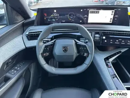 Photo 15 Peugeot 3008  Electrique 210 ch 73 kWh