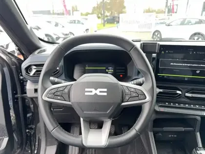 Photo 82 Dacia Duster  Mild Hybrid 130