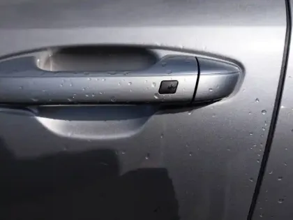 Photo 18 Kia Niro  1.6 GDi 138 ch HEV DCT6