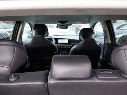 Photo 16 Kia Niro  1.6 GDi 138 ch HEV DCT6