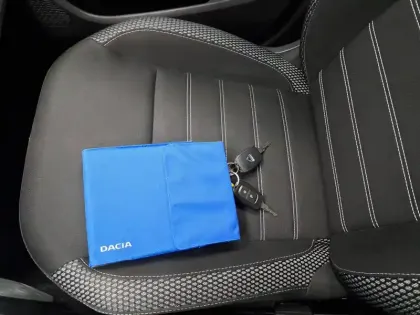 Photo 38 Dacia Duster  ECO-G 100 4x2