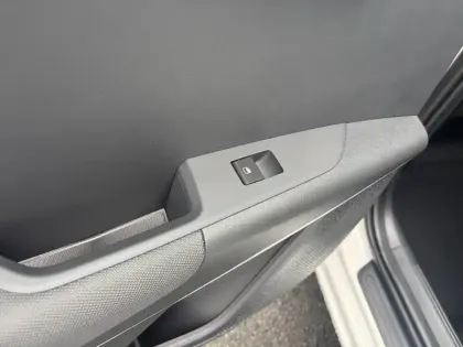 Photo 19 Kia Niro  1.6 GDi 138 ch HEV DCT6