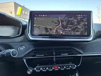 Photo 28 Peugeot 2008  PureTech 130 S&S EAT8