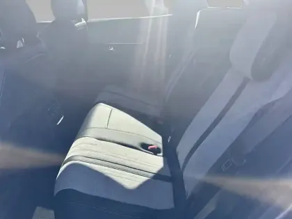 Photo 11 Peugeot 3008  Hybrid 225 e-EAT8