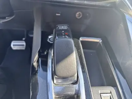 Photo 13 Peugeot 3008  Hybrid 225 e-EAT8