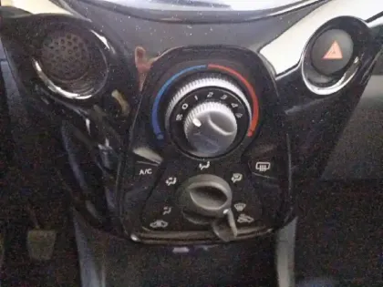 Photo 23 Peugeot 108  VTi 72ch S&S BVM5