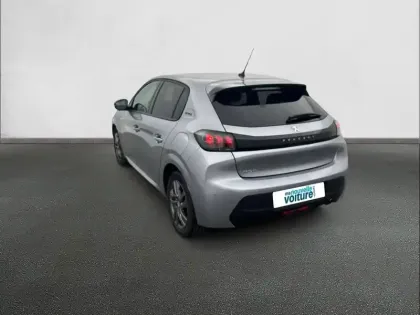 Photo 78 Peugeot 208  PureTech 75 S&S BVM5