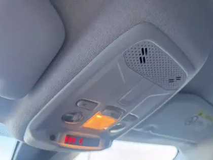 Photo 22 Peugeot 208  PureTech 75 S&S BVM5