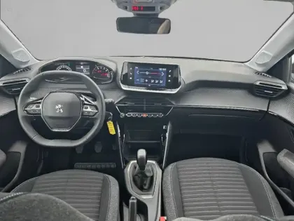Photo 79 Peugeot 208  PureTech 75 S&S BVM5