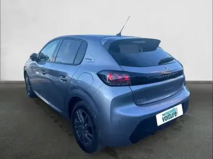 Photo 6 Peugeot 208  PureTech 75 S&S BVM5