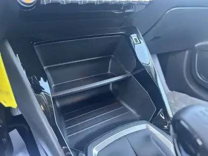 Photo 20 Peugeot 208  PureTech 75 S&S BVM5