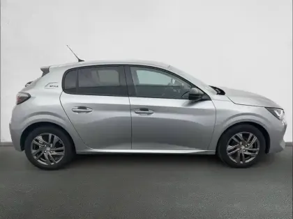 Photo 75 Peugeot 208  PureTech 75 S&S BVM5