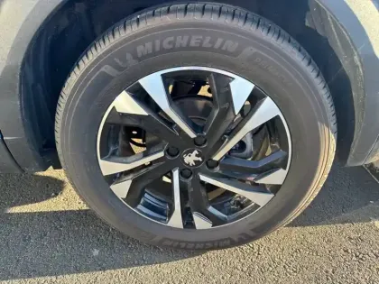 Photo 12 Peugeot 2008  Electrique 136 ch