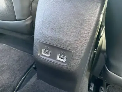 Photo 25 Peugeot 2008  Electrique 54 kWh 156 ch