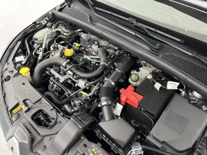 Photo 24 Renault Clio Gén. V (BJA) Ph1 NG Equilibre 5