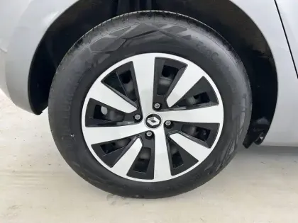 Photo 21 Renault Clio Gén. V (BJA) Ph1 NG Equilibre 5