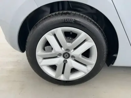 Photo 47 Renault Clio Gén. V (BJA) Ph2 Evolution 5