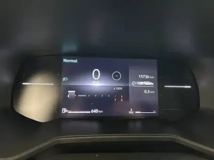 Photo 42 Renault Clio Gén. V (BJA) Ph2 Evolution 5