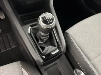 Photo 38 Renault Clio Gén. V (BJA) Ph2 Evolution 5