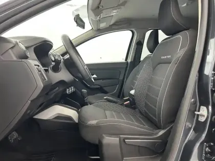 Photo 79 Dacia Duster  TCe 150 FAP 4x2 EDC