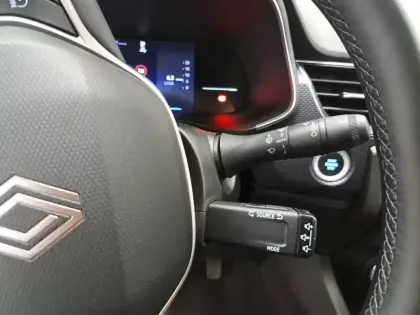 Photo 27 Renault Arkana  E-Tech full hybrid 145 GSR2