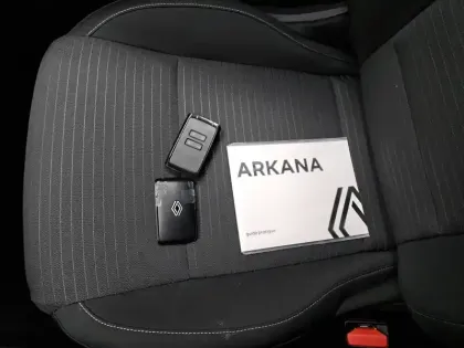 Photo 37 Renault Arkana  E-Tech full hybrid 145 GSR2