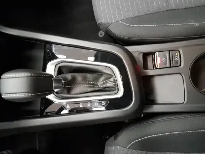 Photo 32 Renault Arkana  E-Tech full hybrid 145 GSR2