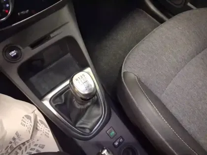 Photo 12 Renault Captur  dCi 110 Energy