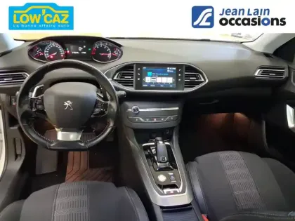 Photo 17 Peugeot 308  PureTech 130ch S&S EAT8