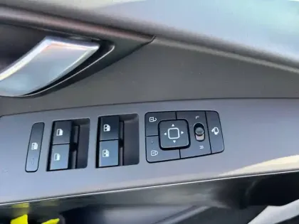 Photo 17 Kia Niro  1.6 GDi 183 ch PHEV DCT6