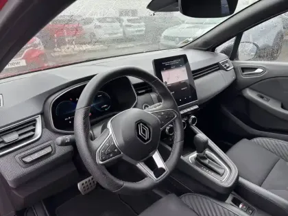 Photo 105 Renault Clio  E-Tech full hybrid 145