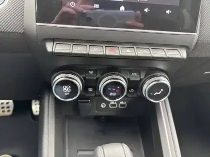 Photo 33 Renault Clio Gén. V (BJA) Ph2 esprit Alpine 5