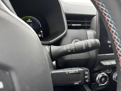 Photo 29 Renault Clio Gén. V (BJA) Ph2 esprit Alpine 5