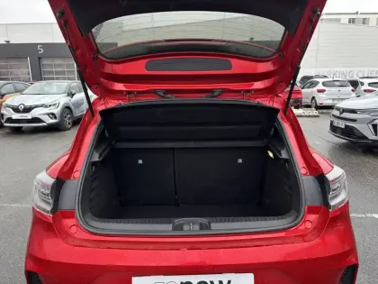 Photo 102 Renault Clio  E-Tech full hybrid 145