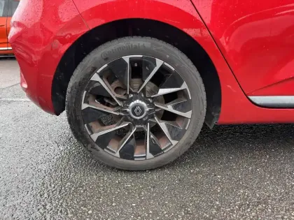 Photo 11 Renault Clio Gén. V (BJA) Ph2 esprit Alpine 5