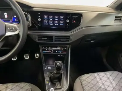 Photo 9 Volkswagen Polo Gén. VI Ph2 R-Line 5