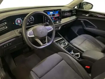 Photo 8 Volkswagen Tiguan 1.5 eTSI 150ch DSG7 Elegance