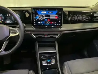 Photo 9 Volkswagen Tiguan 1.5 eTSI 150ch DSG7 Elegance