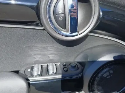 Photo 18 Mini Mini Hatch 5 Portes Cooper 136 ch DKG7 Edition Premium Plus